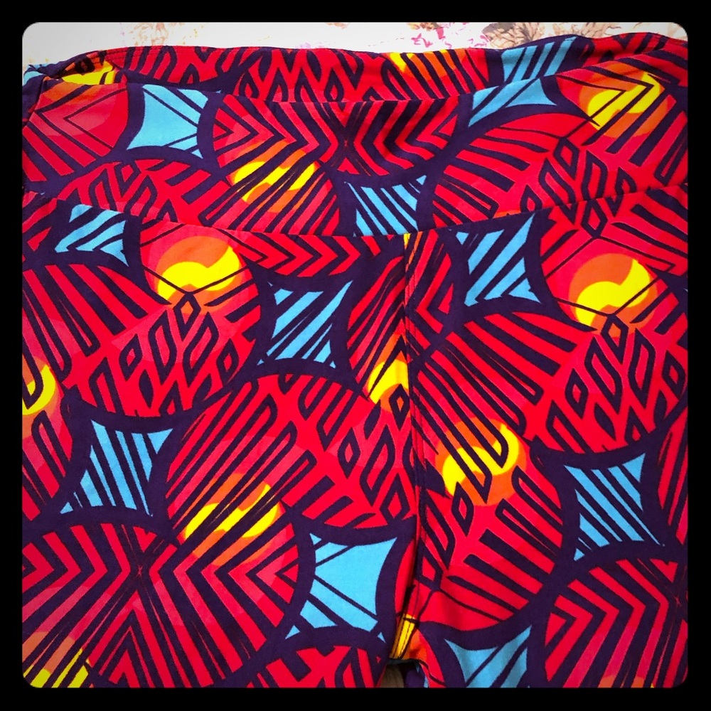 New without tags. Lularoe leggings, tall & curvy